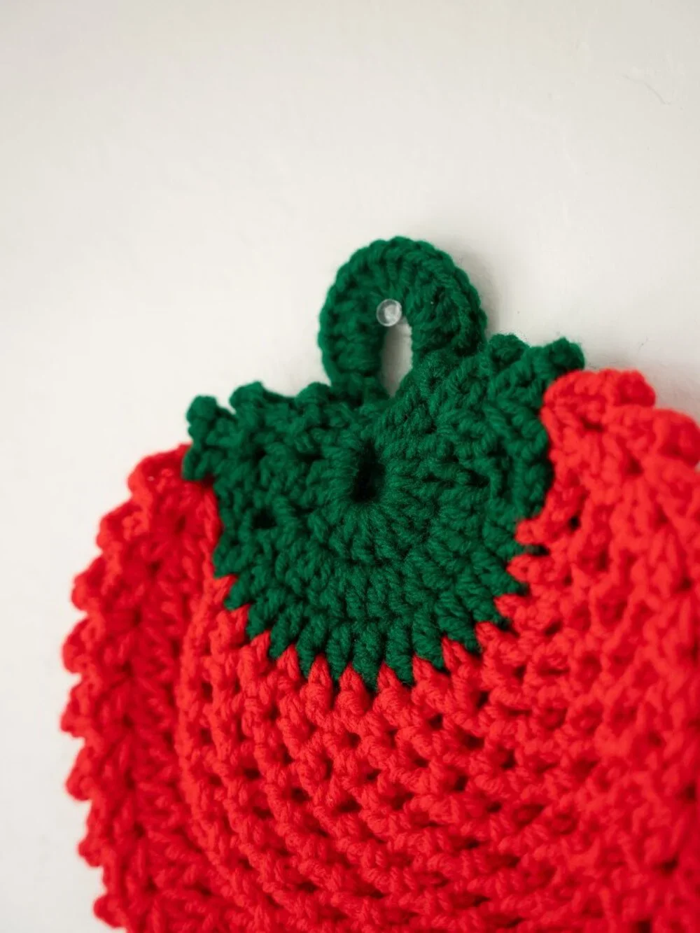 Vintage Handmade Crochet Strawberry Potholder Red Green